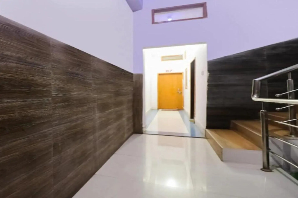 Hotel Welcome by OYO Rooms