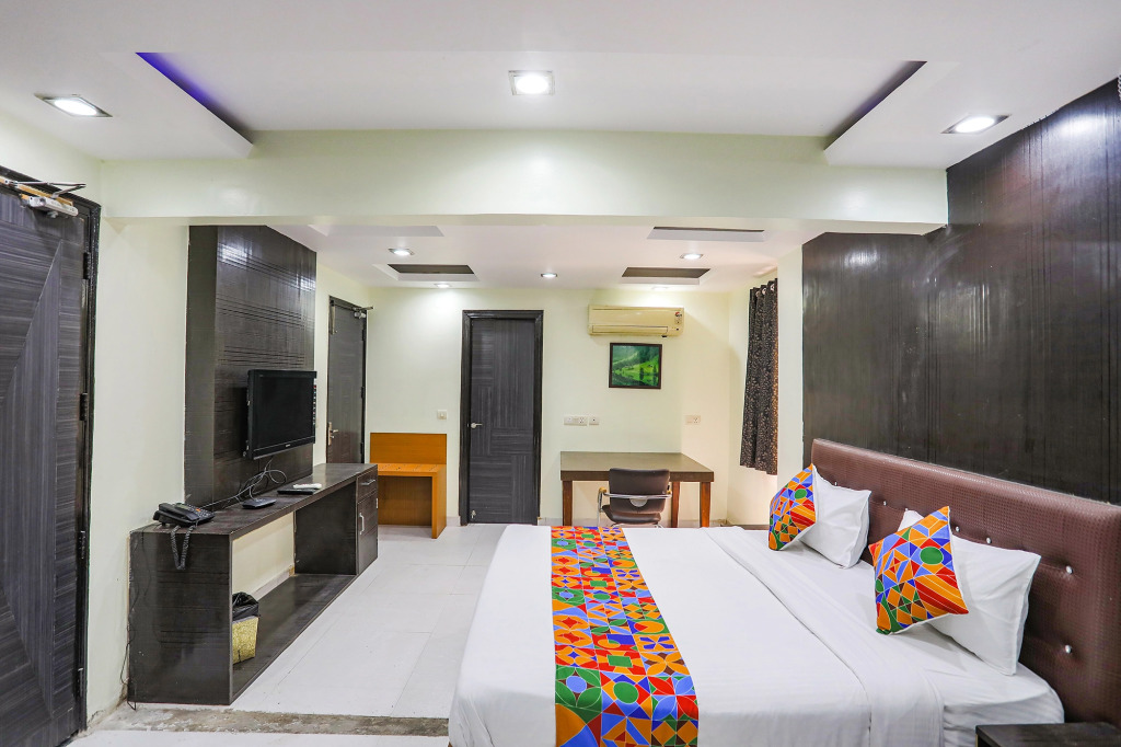 Hotel Trio Continental by Fabhotel