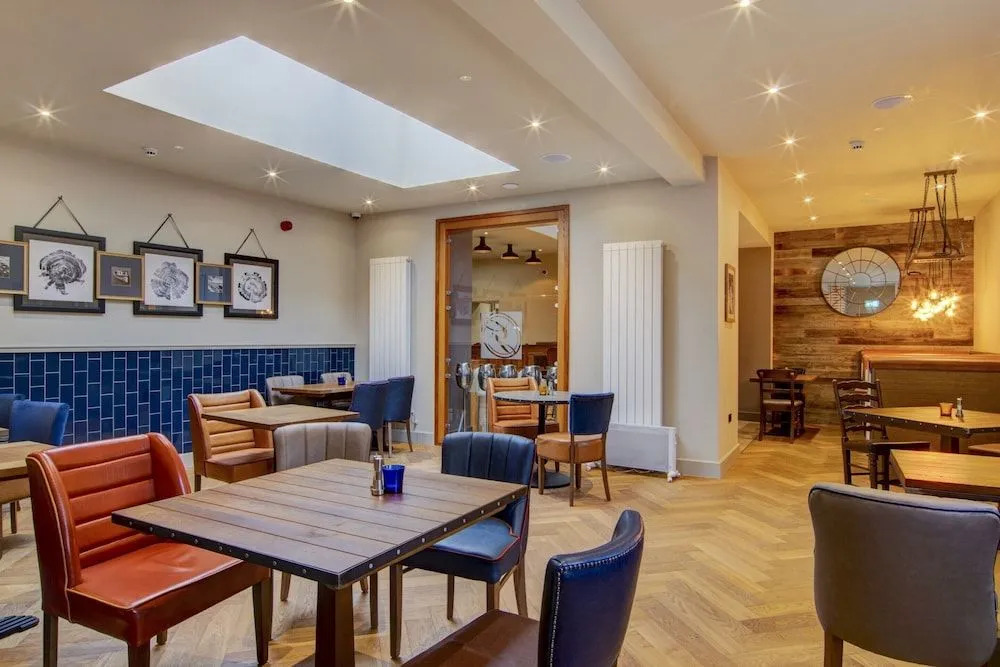 The Gissons Hotel - Exeter Airport & M5