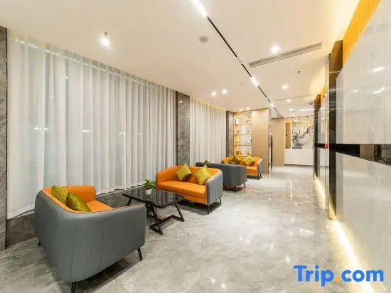 Unitour Hotel, Wuyi Interchange Metro Station
