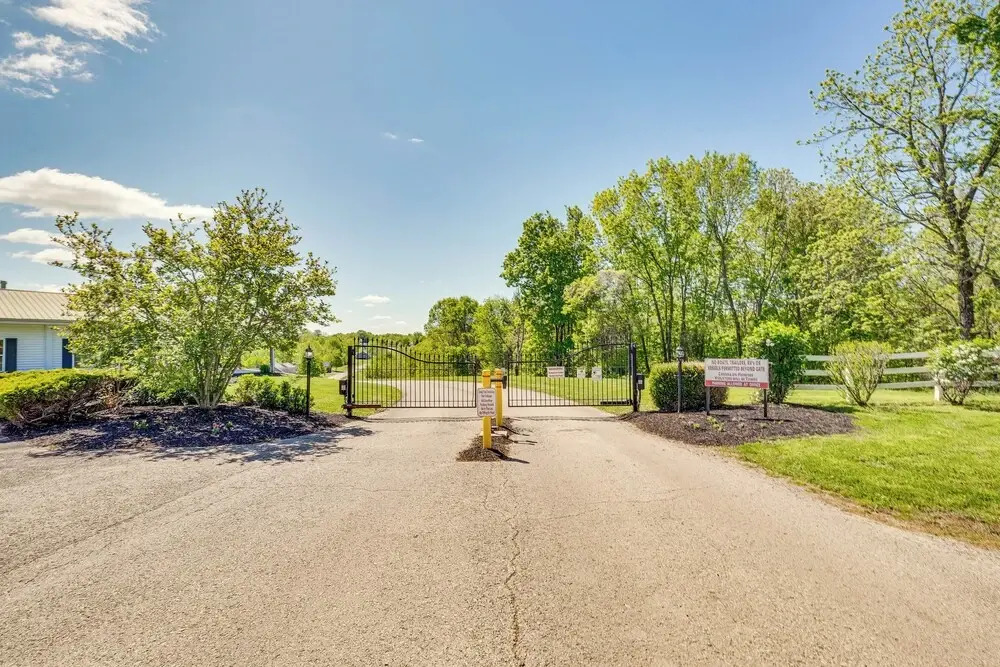 Taylorsville Cottage w/ Hot Tub & Lake Access