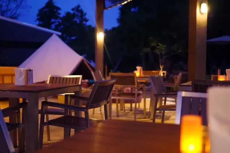 Roost Glamping - SHA Certified
