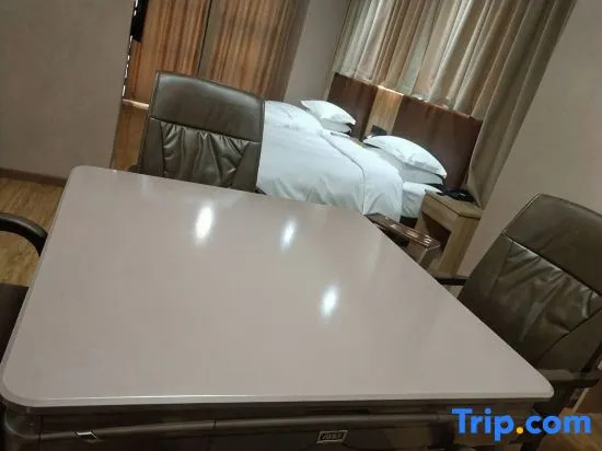 Chongqing Lakeside Hotel