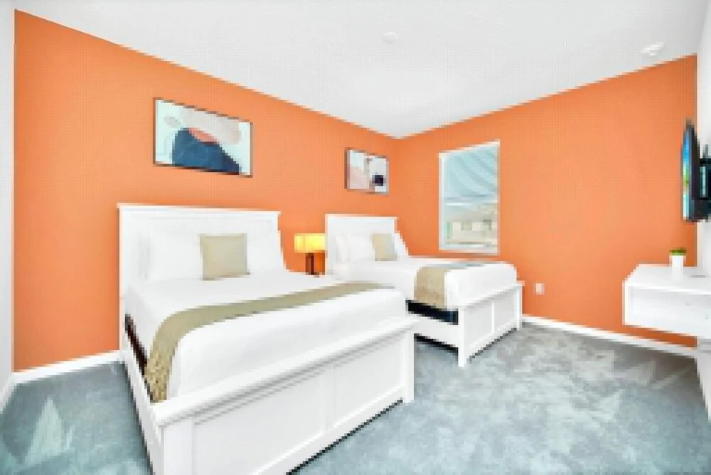 Incredible 10br Home With Pool and Games Room