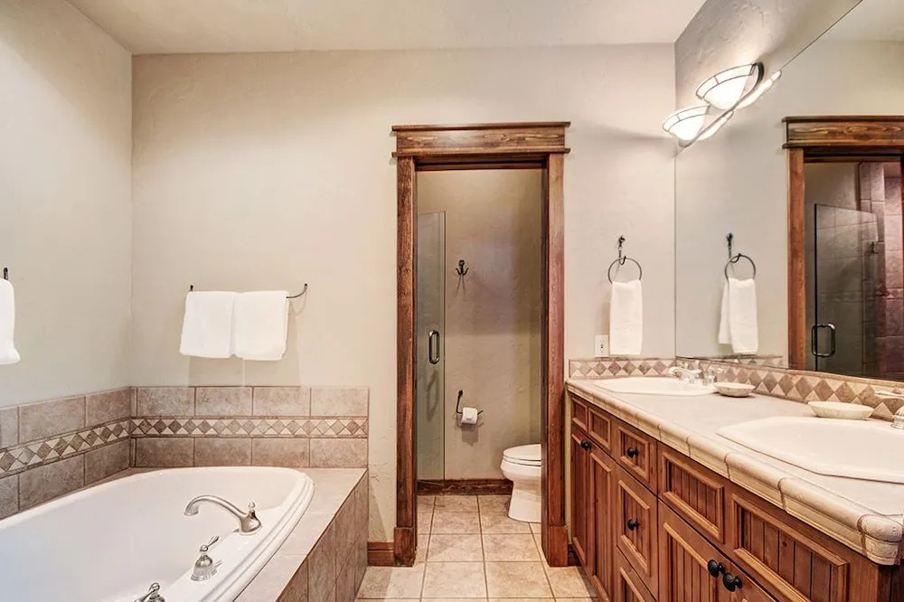 Cucumber Unit 71 Condo 4 Bedrooms 3.5 Bathrooms Condo