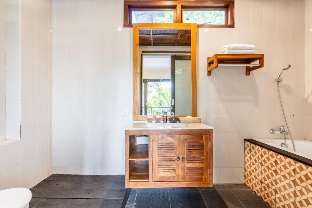 Номер Superior с видом на воду в Meruhdani Boutique Hotel Ubud