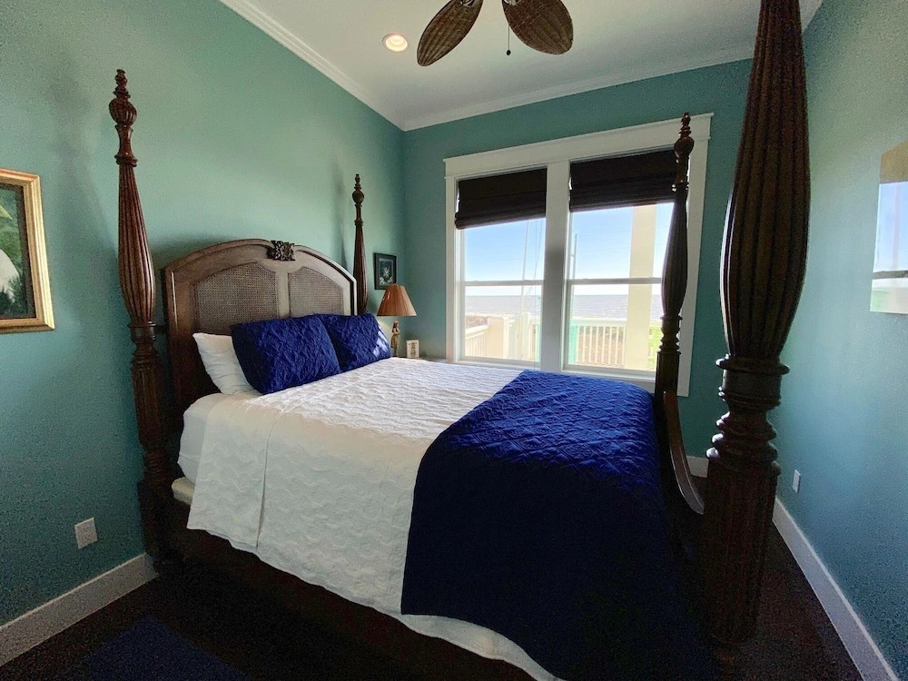 Beachfront Therapy 4 Bedroom Home