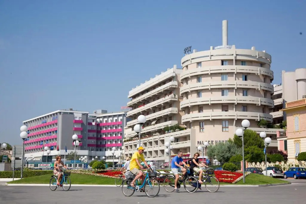 Hotel Palace