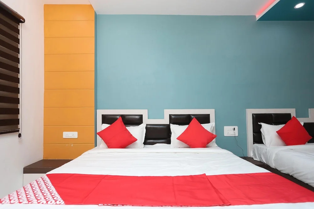 Ashrit Suites by OYO Rooms