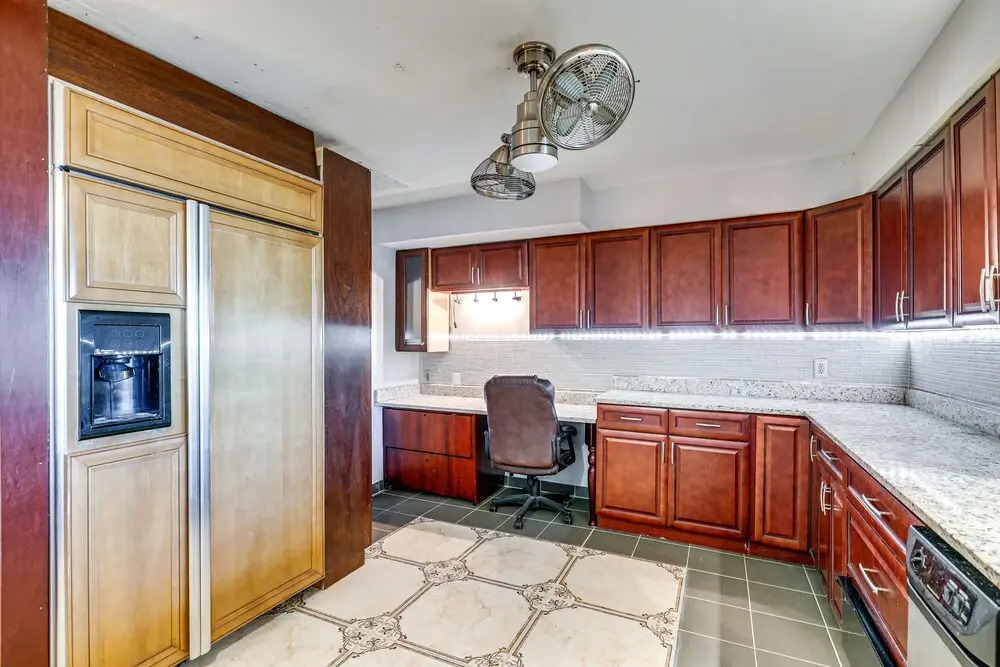 Private Hot Tub & Dock: Canal-front Ruskin Home