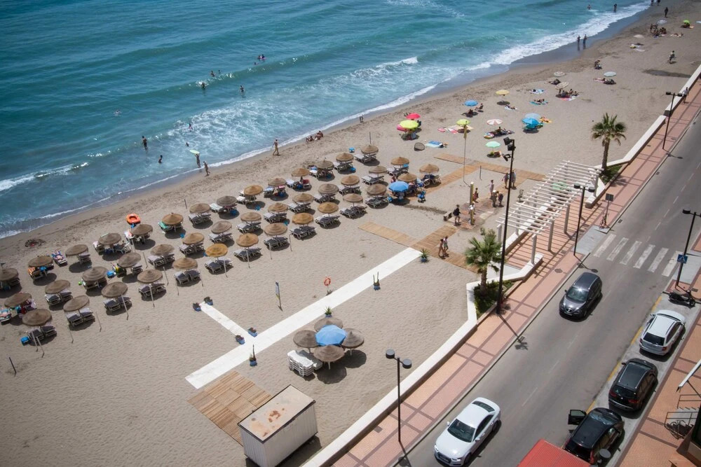 Holidays2Fuengirola Carvajal Sea Side