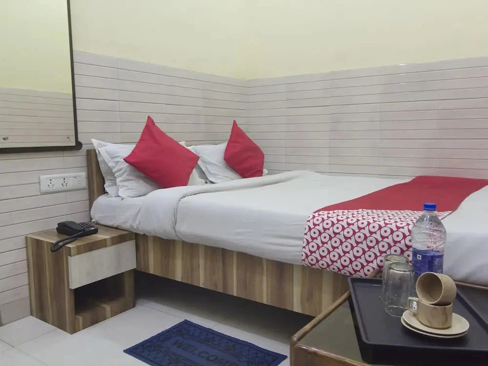 Bidhan Plaza by OYO Rooms