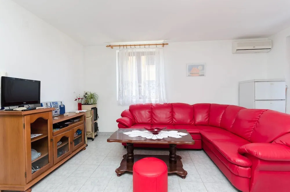 Apartment Besima