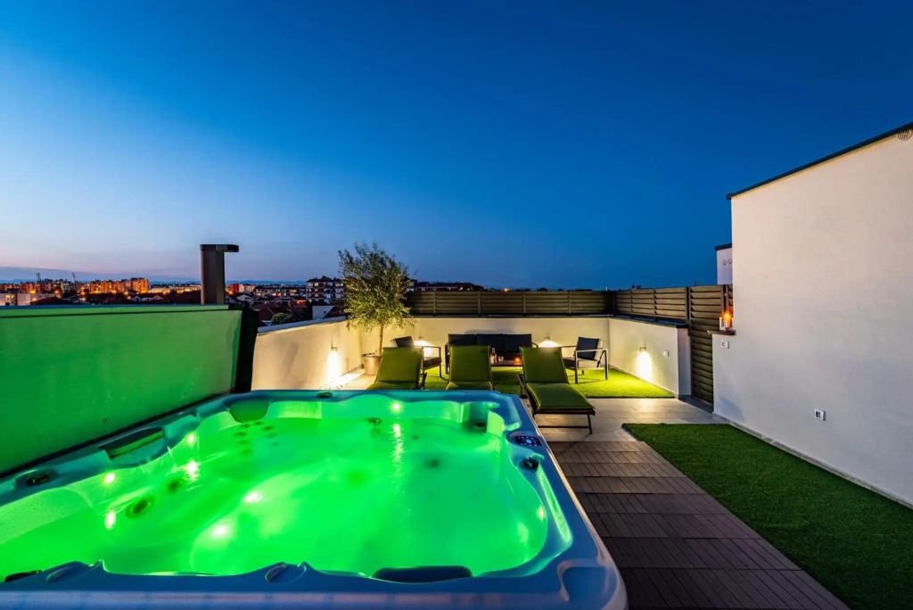 Panorama Deluxe Apartment