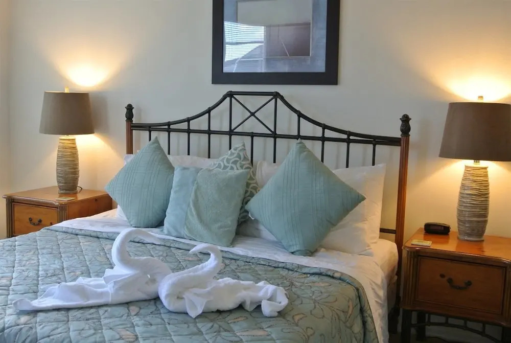 Fabulous 4 bed Villa With South Facing Private Pool and spa