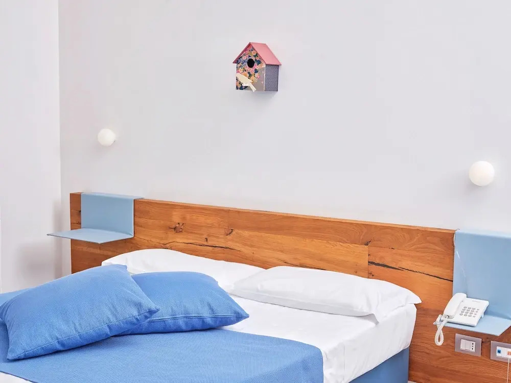 Hotel with panoramic swimming pool in porto San Paolo