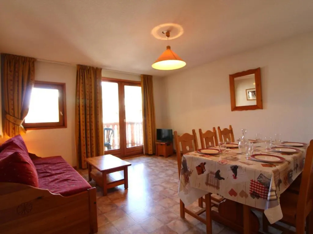 Appartement Lanslevillard, 3 pièces, 6 personnes - FR-1-508-12