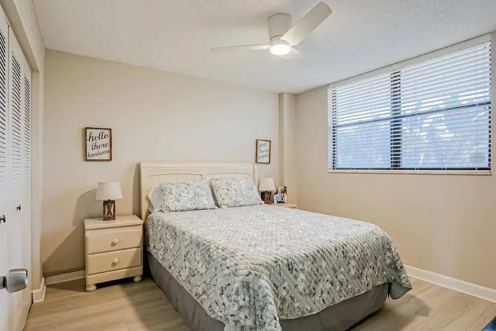 Oceanfront Condo With Beach Access, Patio, Outdoor Pools, Tennis Court, W/d, AC