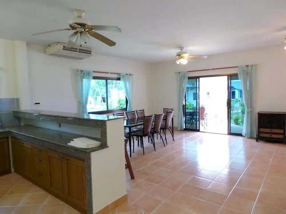 House With 3 Bedrooms in Phuket, With Pool Access, Enclosed Garden and