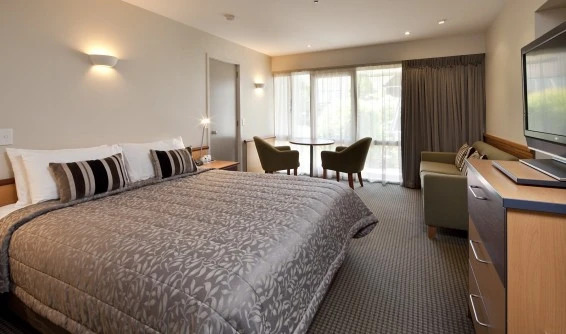 Dunedin Lodge