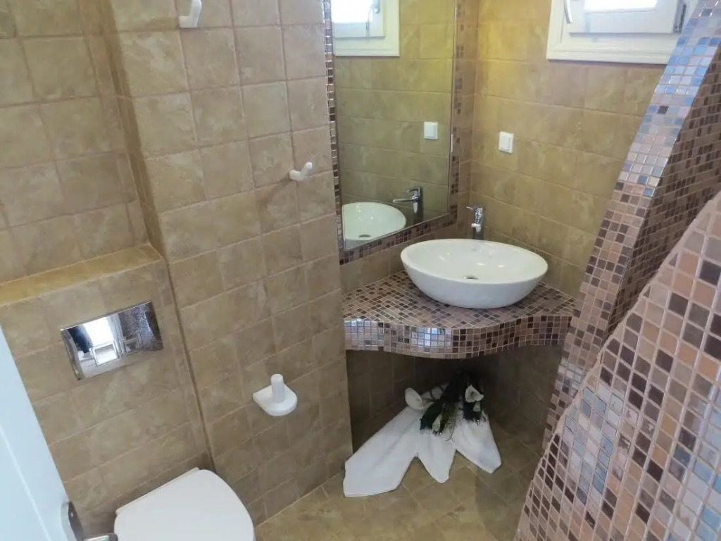 Villa Manos Hotel