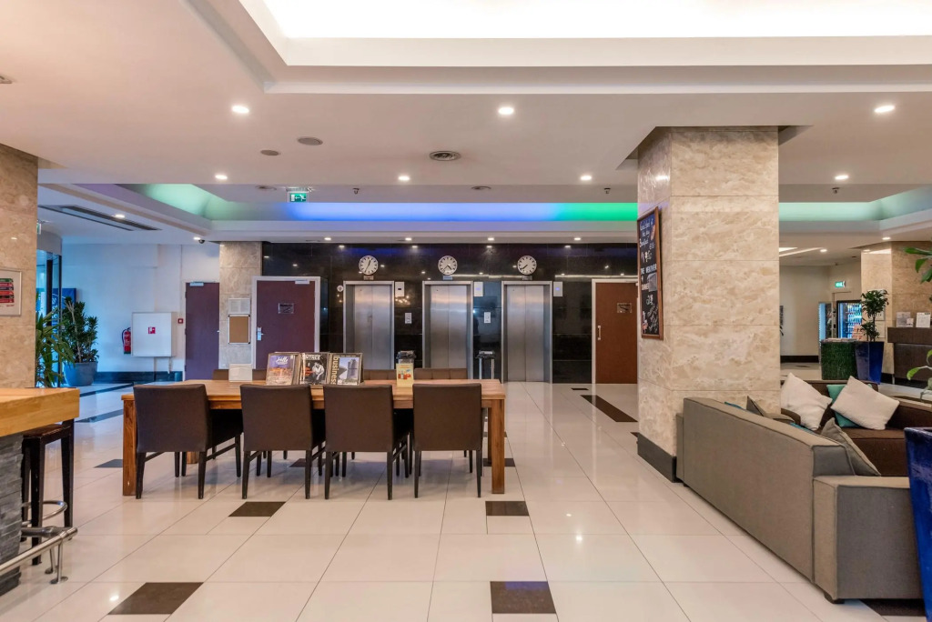 XO Hotels Blue Tower
