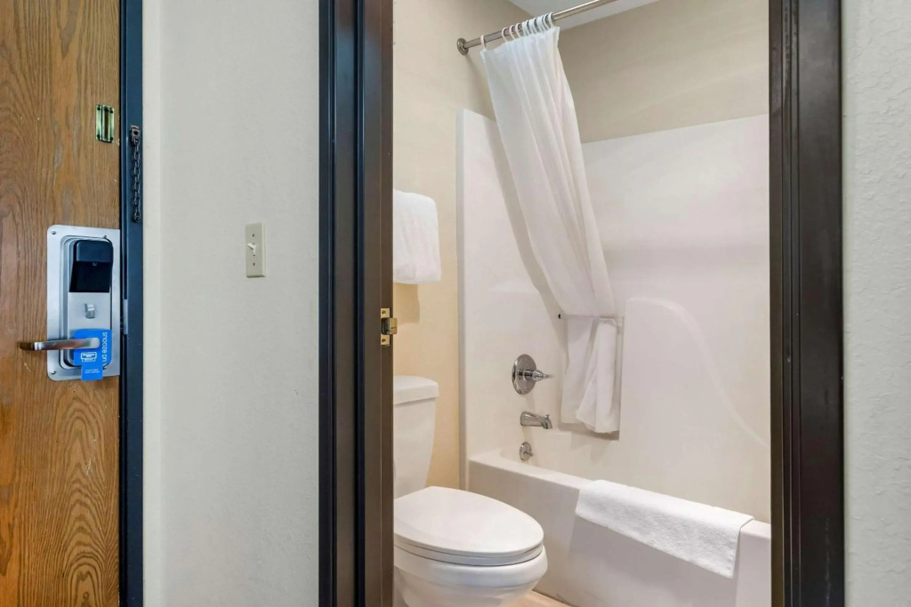 Rodeway Inn Coopersville