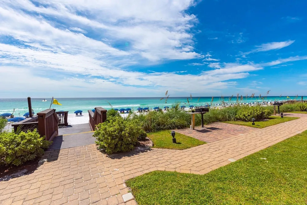 Coral Reef Club 35, Destin