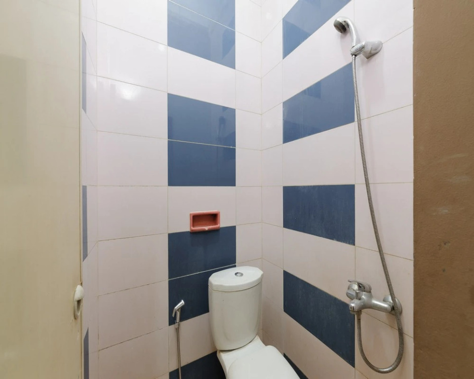 RedDoorz near The Jungle Waterpark Bogor