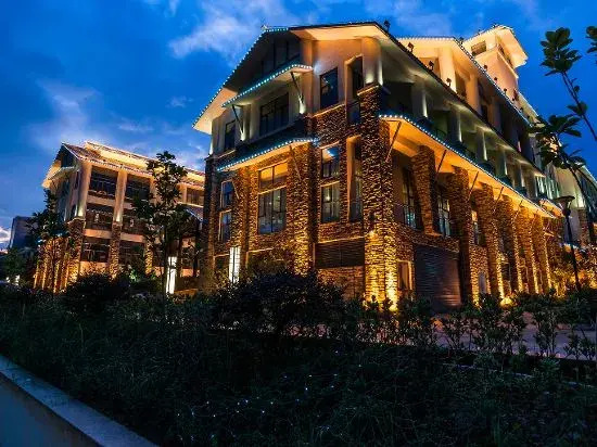 Suman Century Hotel