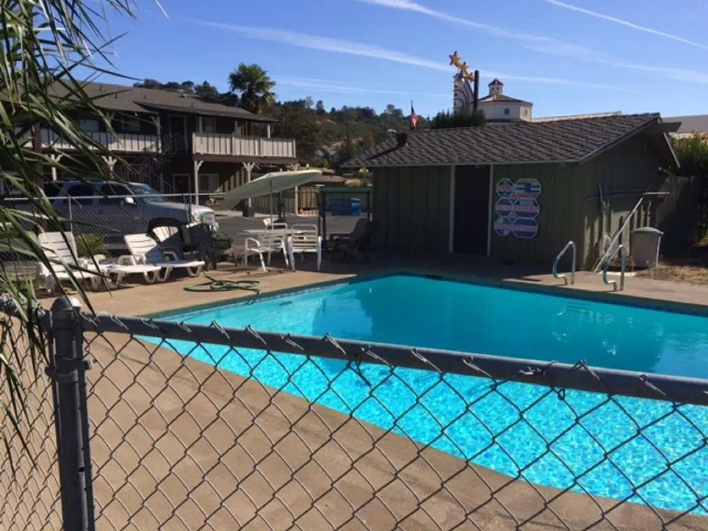 Vino Inn & Suites