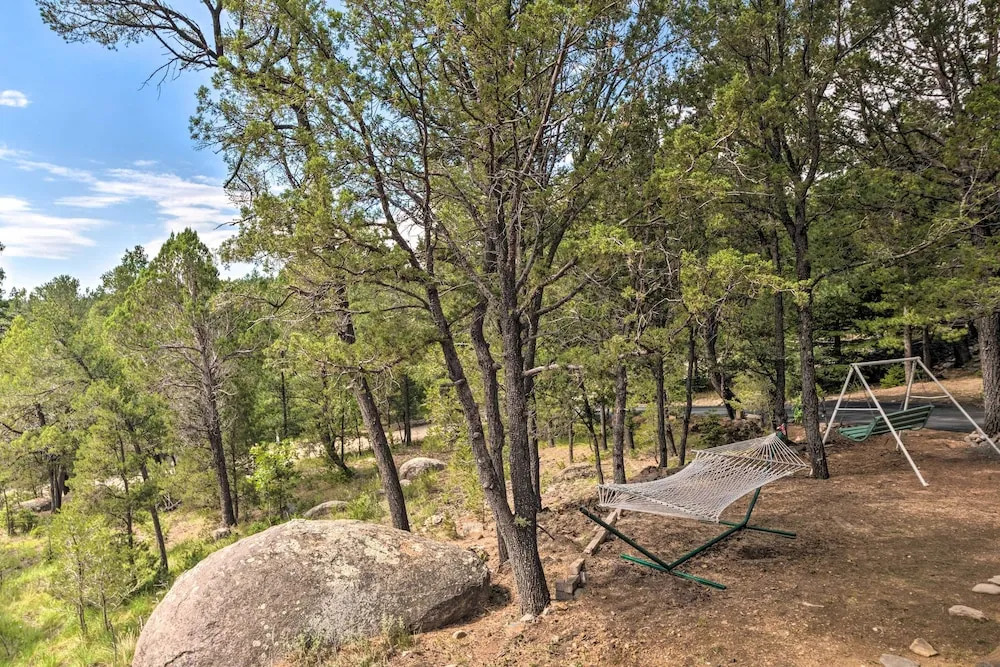 Alto Home w/ Deck & Views ~ 15 Mi to Ski Apache!