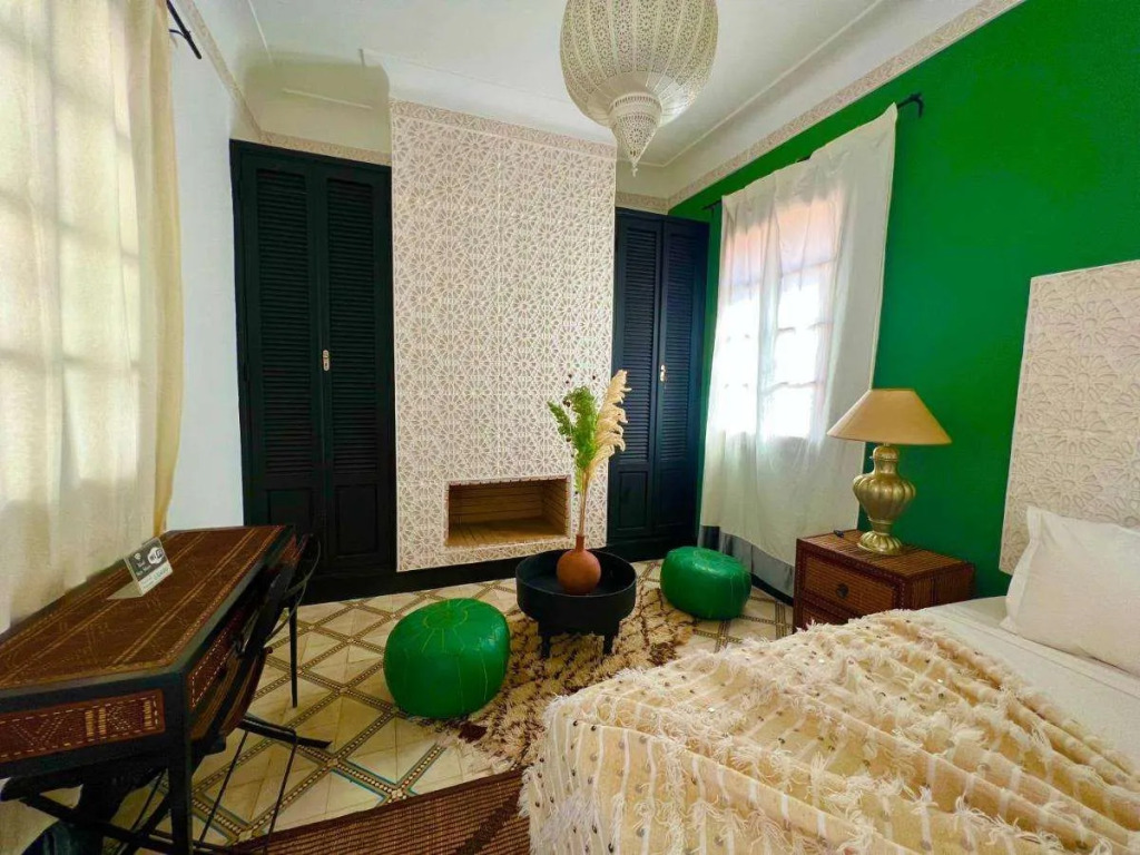 Riad New Moon