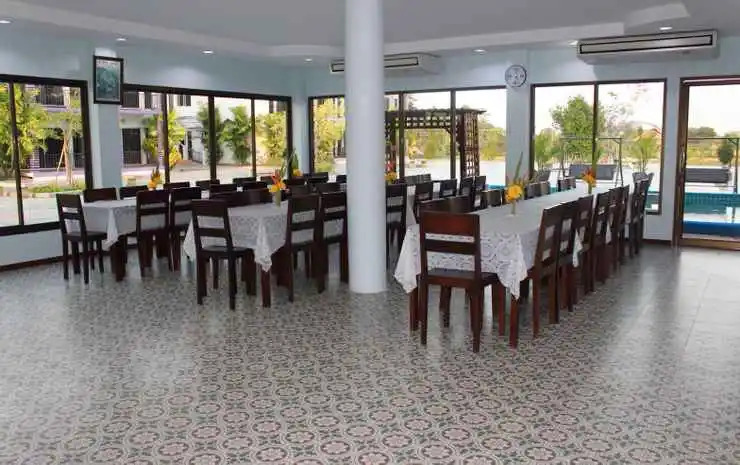 Menam Resort