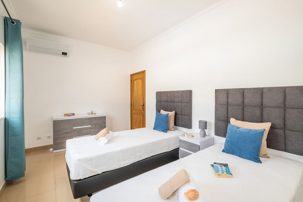 Villa Bahia - Moradia com piscina de água salgada em Albufeira