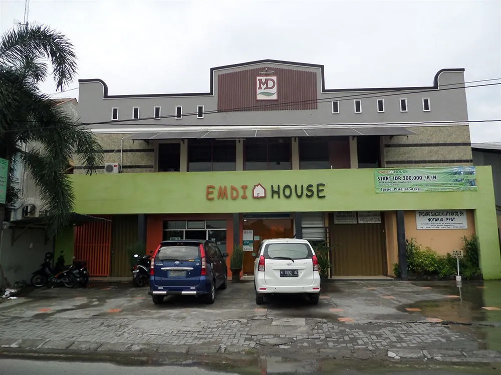 OYO 198 Emdi House Seturan