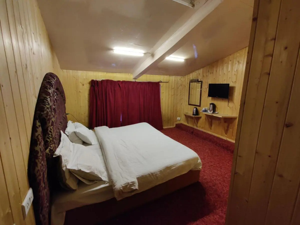 Hotel Outlook - Pahalgam