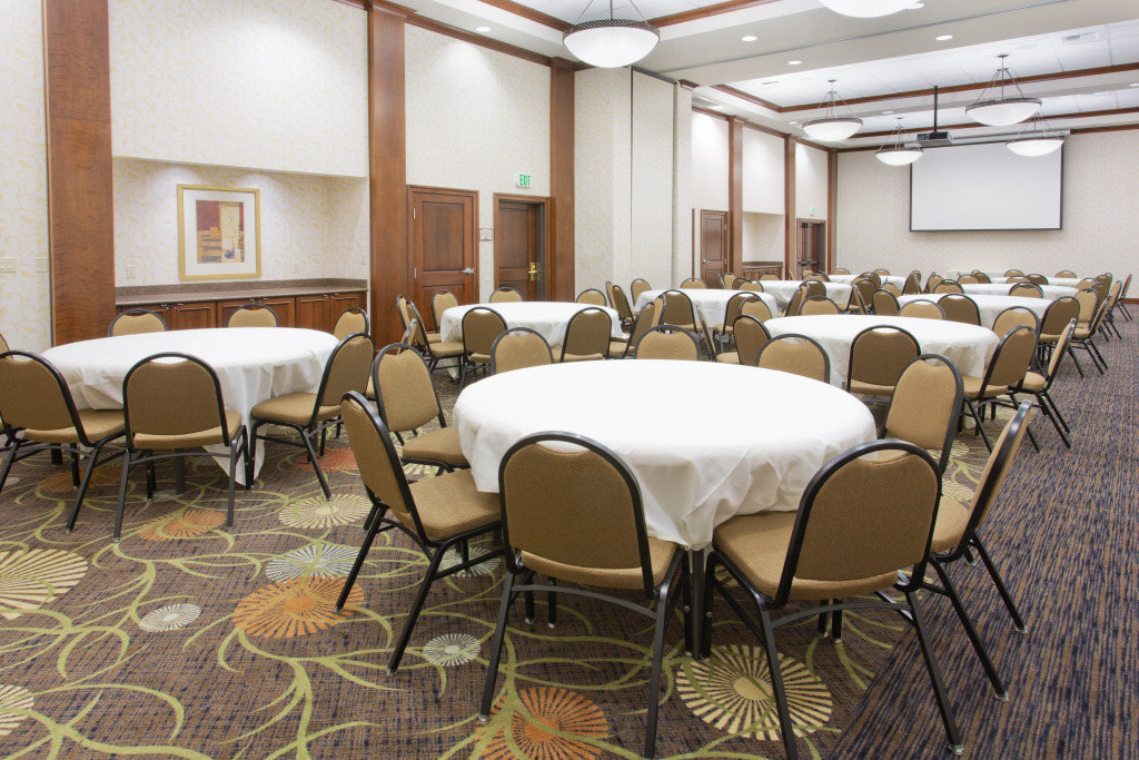 Staybridge Suites Everett - Paine Field by IHG