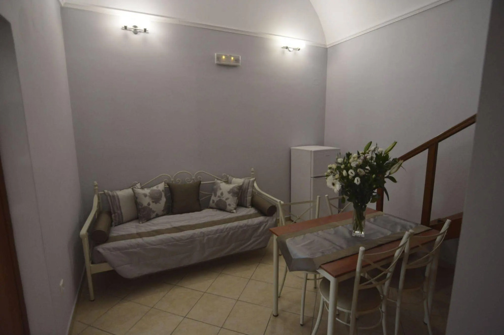 Polydefkis Hotel