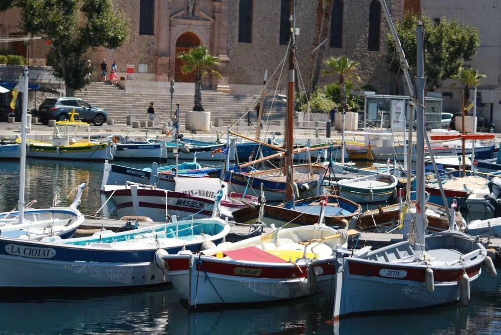Apartment With 2 Bedrooms in La Ciotat, With Wonderful City View and W