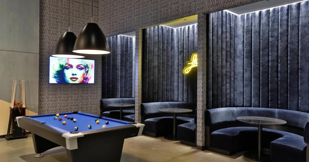 Aloft by Marriott Chicago Mag Mile