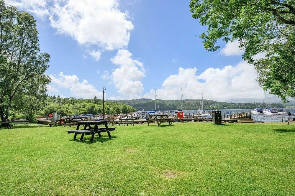 Lake View Lodge