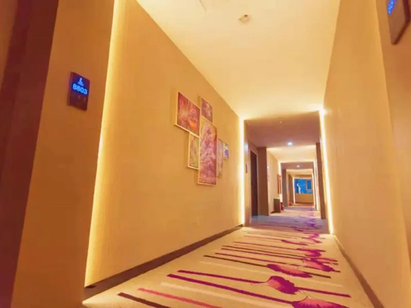 Lavande Hotels·Jinzhong Walmart