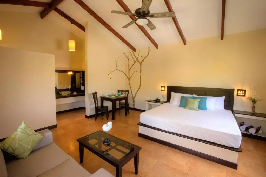 Boca Olas Resort Villas