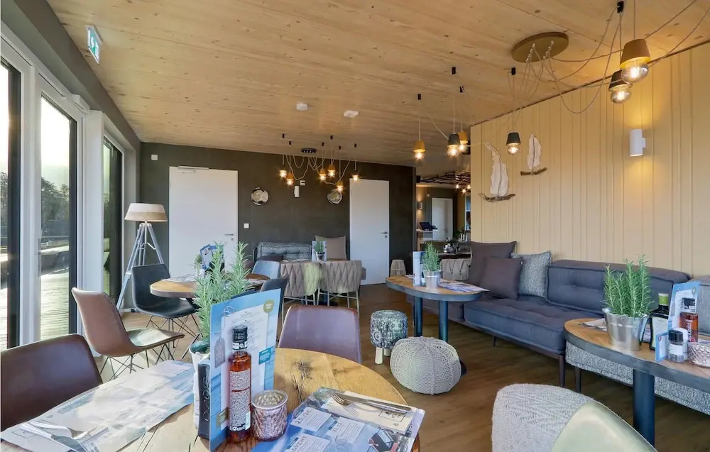 Beautiful Home In Lembruchdümmer See