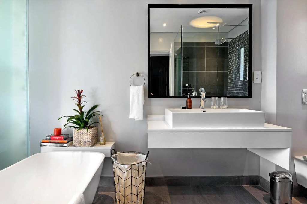 Franschhoek Boutique Hotel - Lion Roars Hotels & Lodges