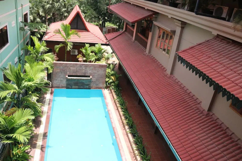 Shining Angkor Apartment Hotel