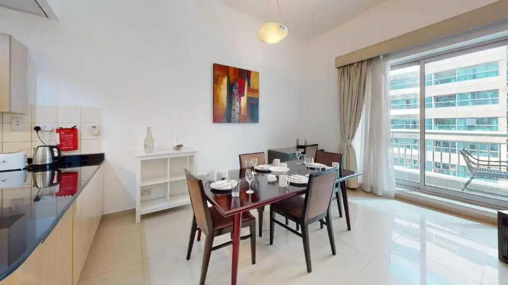 Hometown Apartments - Waterfront 1 Bedroom apartment in Westside Marina
