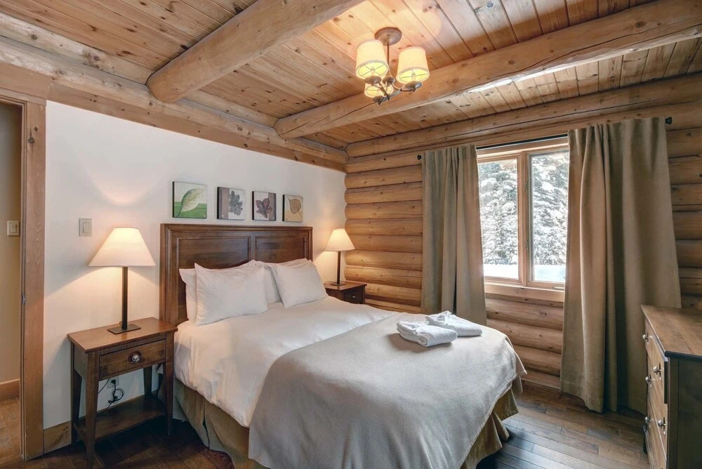 Chalet Navajo