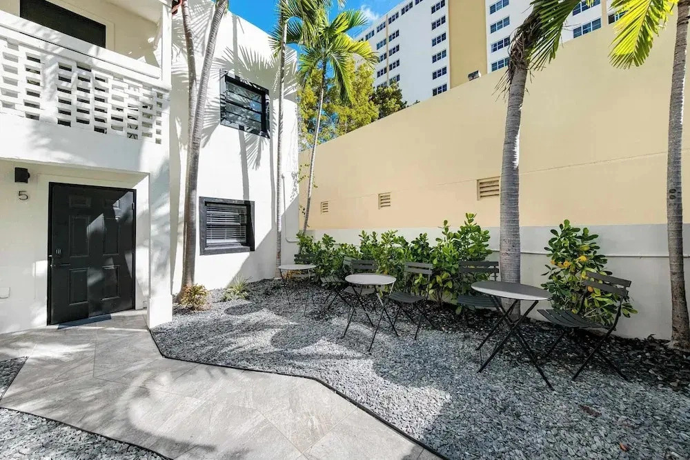 Casa Mare 1BR Steps From the Ocean